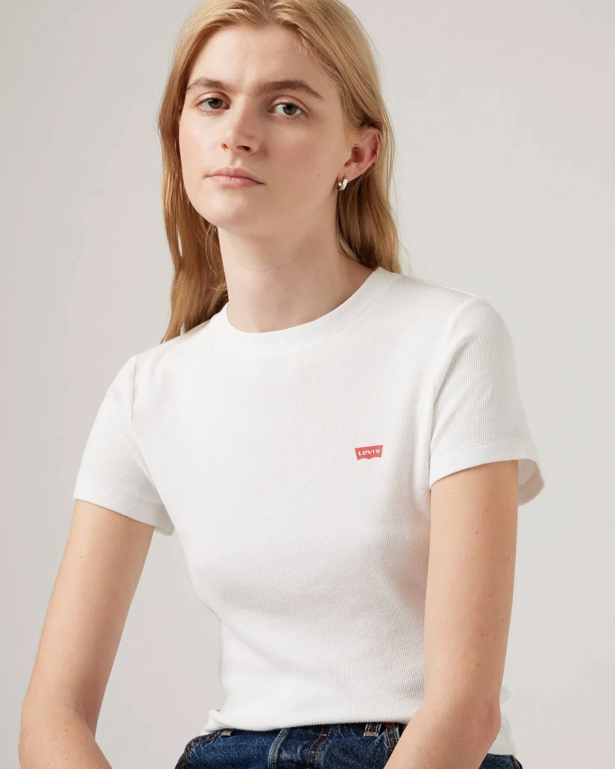 A74190013-detail1-pdp-lse Levi’s Γυναικείο T Shirt Essential Sporty Rib Tee Slim Fit Cropped