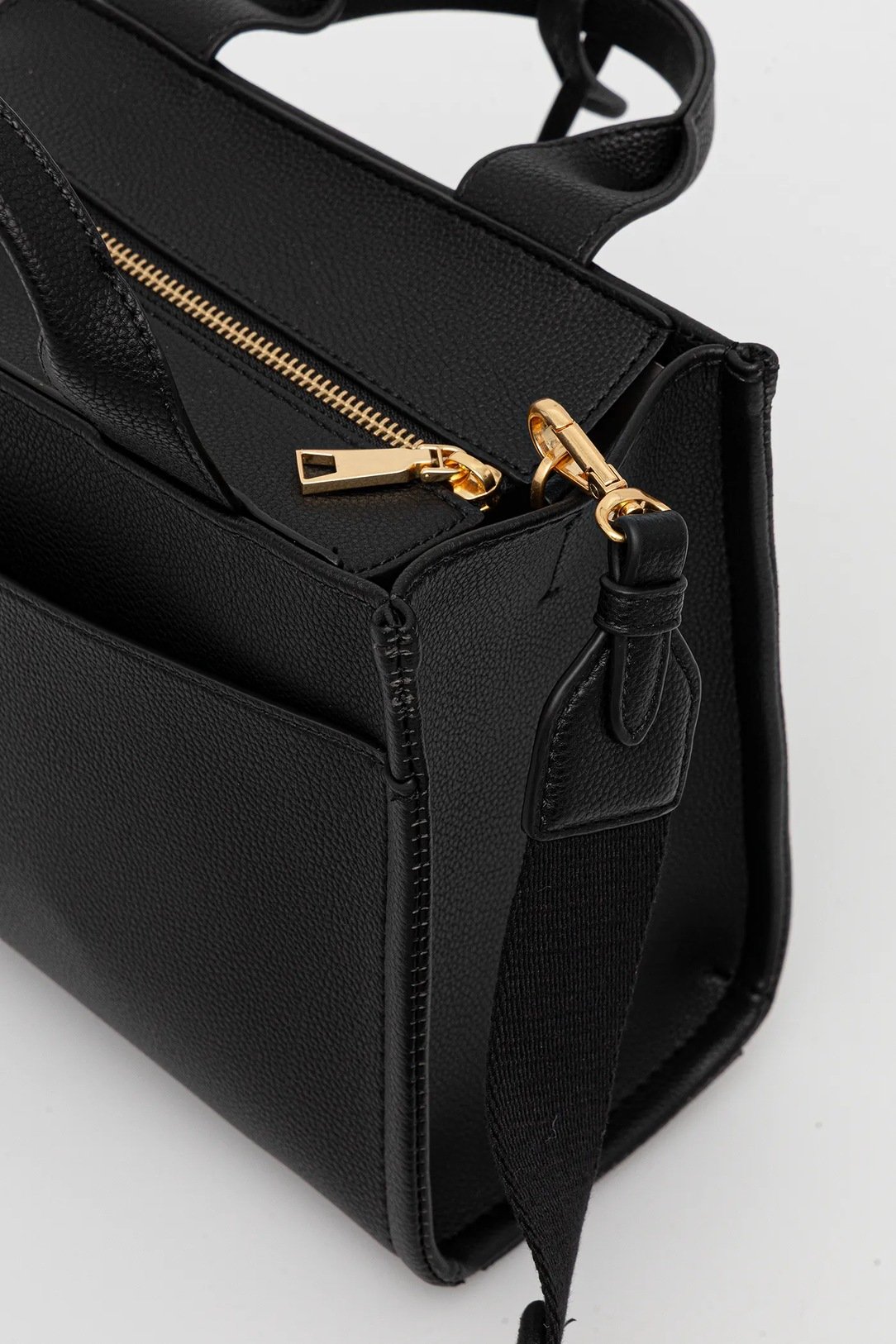 DKNY Hadlee Tote Handbag