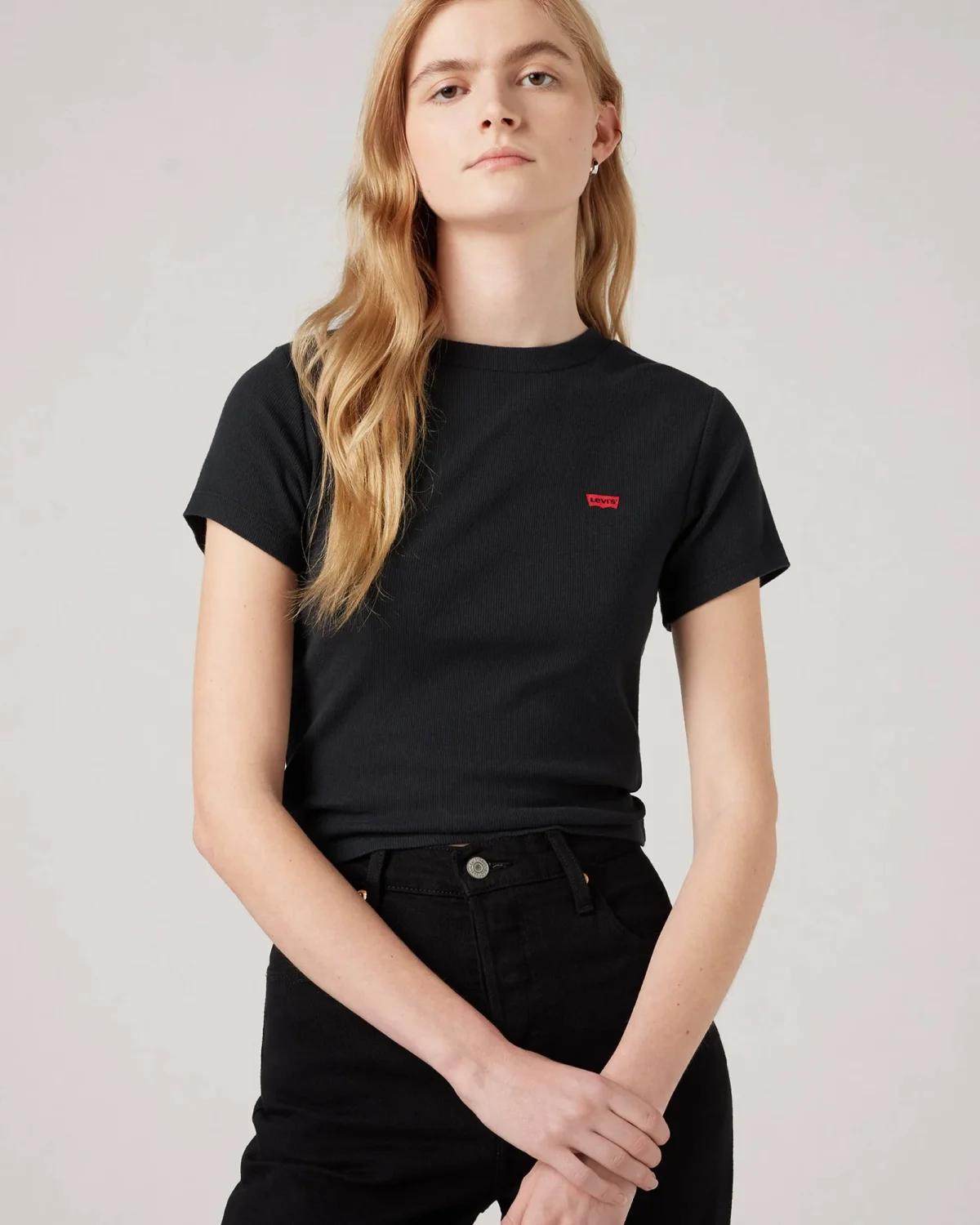 WT_A7419-0014_LSE_CM_DA Levi’s Γυναικείο T Shirt Essential Sporty Rib Tee Slim Fit Cropped