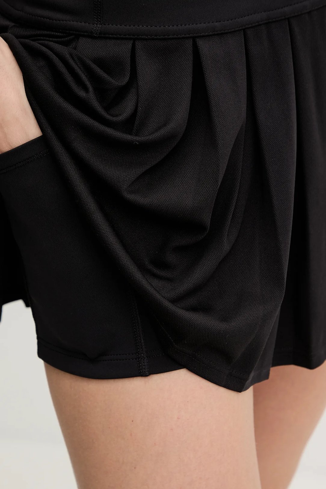 DKNY Γυναικεία Αθλητική Φούστα Skort Quick Dry Ψηλόμεση με Εσωτερικό Σορτσάκι