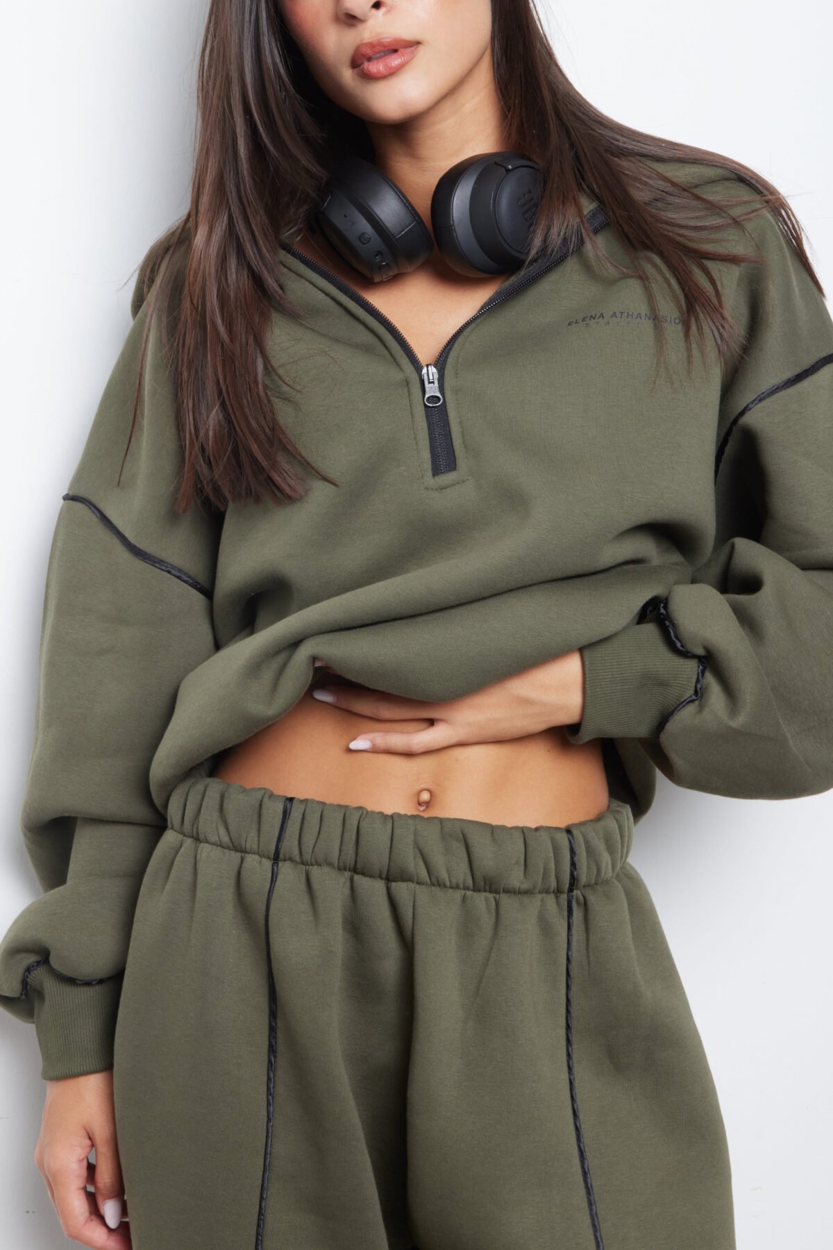 silhouette-shoulder-bags-26-489-1200×1800-1.jpg Elena Athanasiou City Lady Essential Hoodie Γυναικείο Φούτερ Hoodie Regular Fit