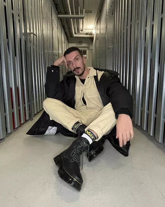 27021001 (1) Dr. Martens Unisex Μποτάκια Tarik Wyoming Leather Utility