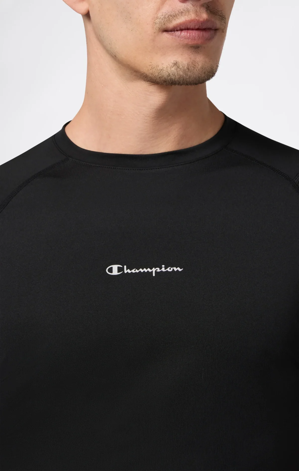 CHPEU_221381_KK001_Full_Alt1_31943e51-59c3-4597-880f-ccfd17b083a8 Champion Ανδρικό T-Shirt Κοντομάνικο Μαύρο
