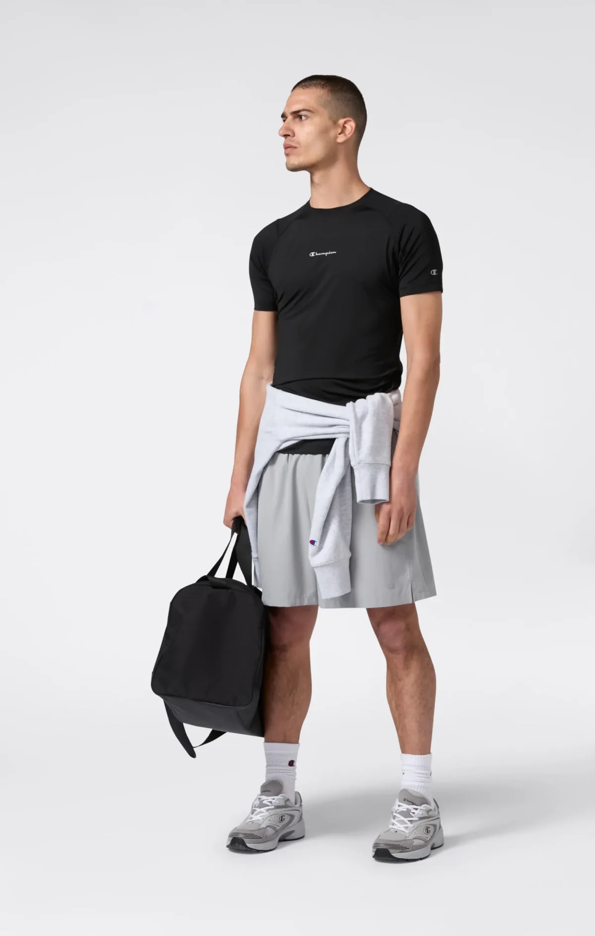 CHPEU_221381_KK001_Full_Front_255a4550-0f38-4194-8b49-1bf78966cfe9 Champion Ανδρικό T-Shirt Κοντομάνικο Μαύρο