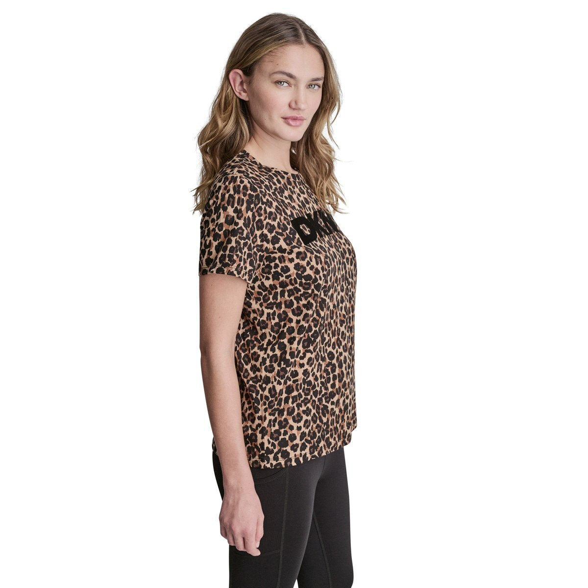 20260615110337_c8cb5b72 DKNY Γυναικείο T-Shirt Κοντομάνικο Leopard