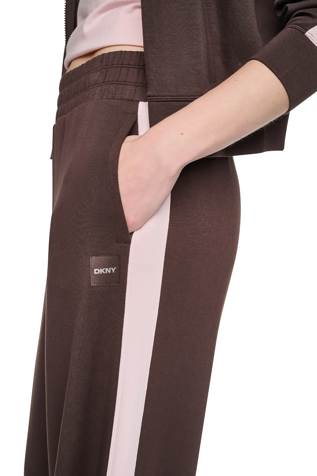 DKNYDP11126_9_DP6P3649_IEV_ALT3 DKNY Γυναικείο Αθλητικό Παντελόνι Σκούρο Καφέ/Απαλό Ροζ